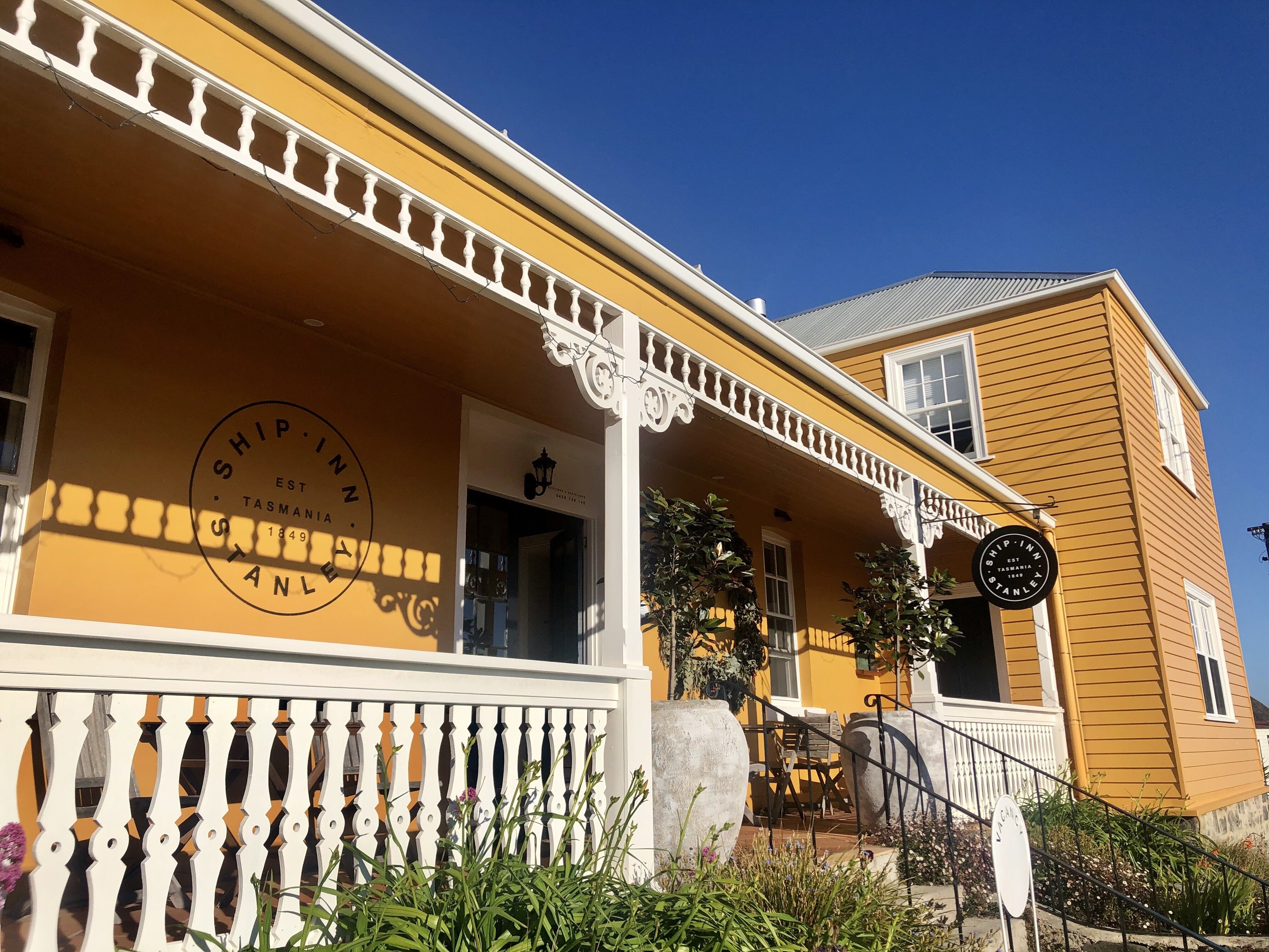 Bed & Breakfast and Farmstays